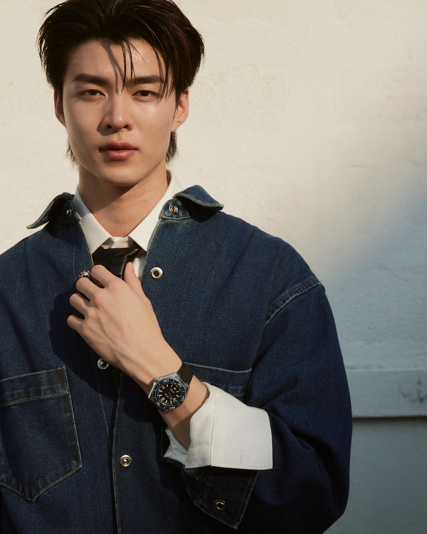 มีน - นิชคุณ ขจรบริรักษ์