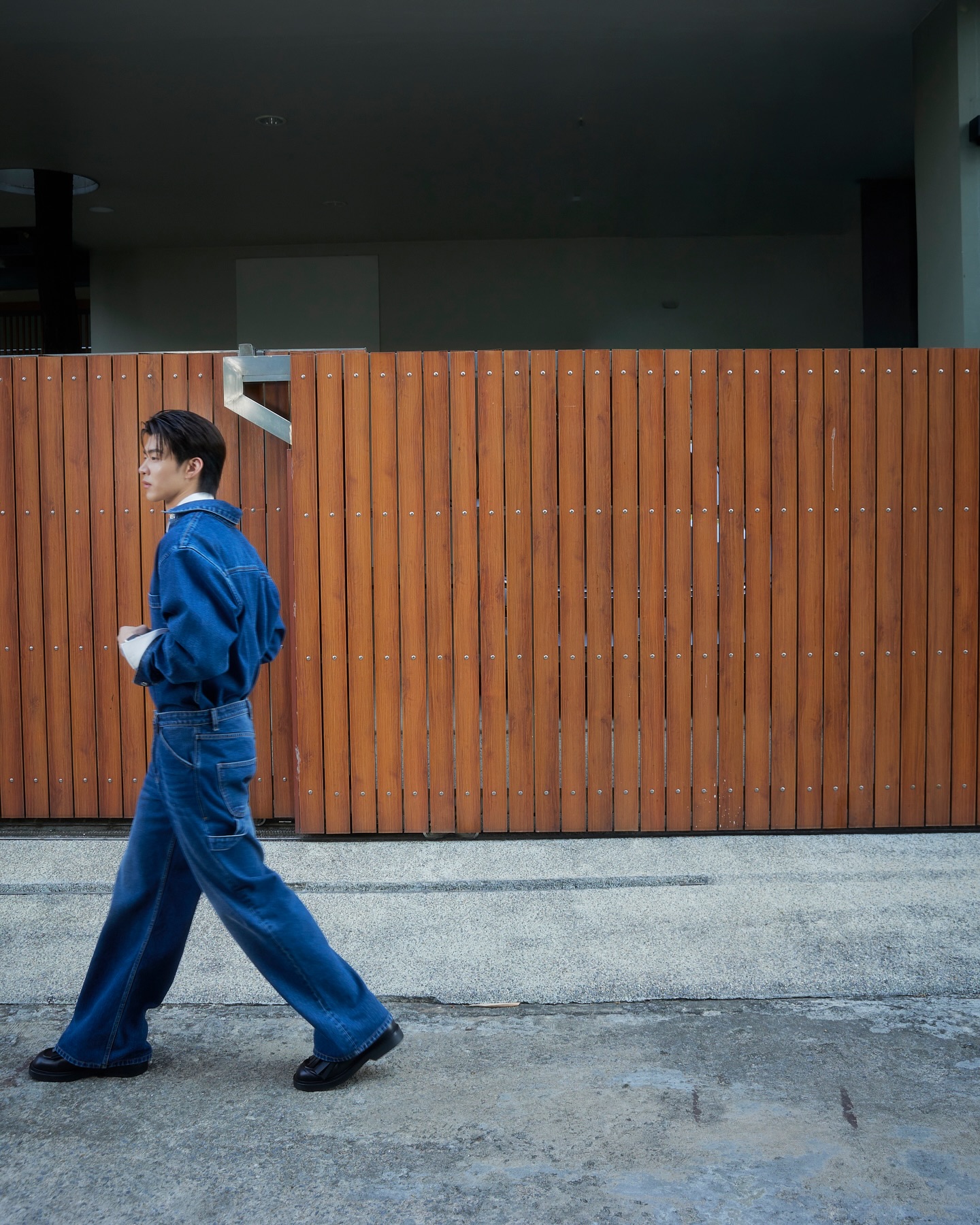 มีน - นิชคุณ ขจรบริรักษ์