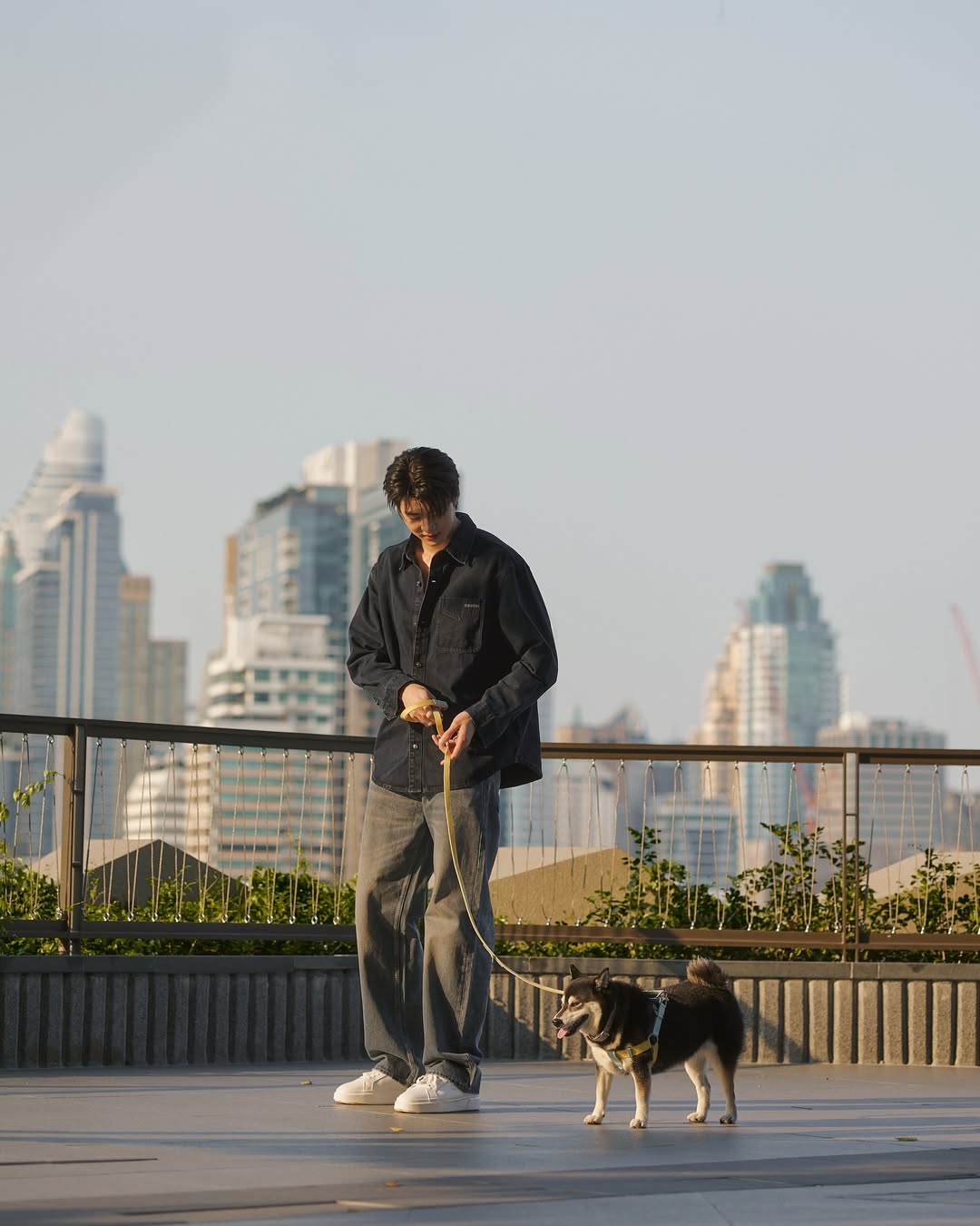 มีน - นิชคุณ ขจรบริรักษ์