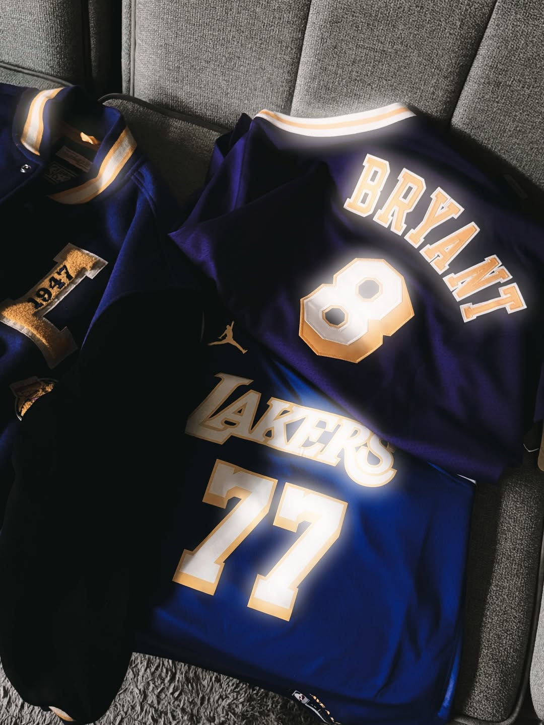 มีน - นิชคุณ ขจรบริรักษ์