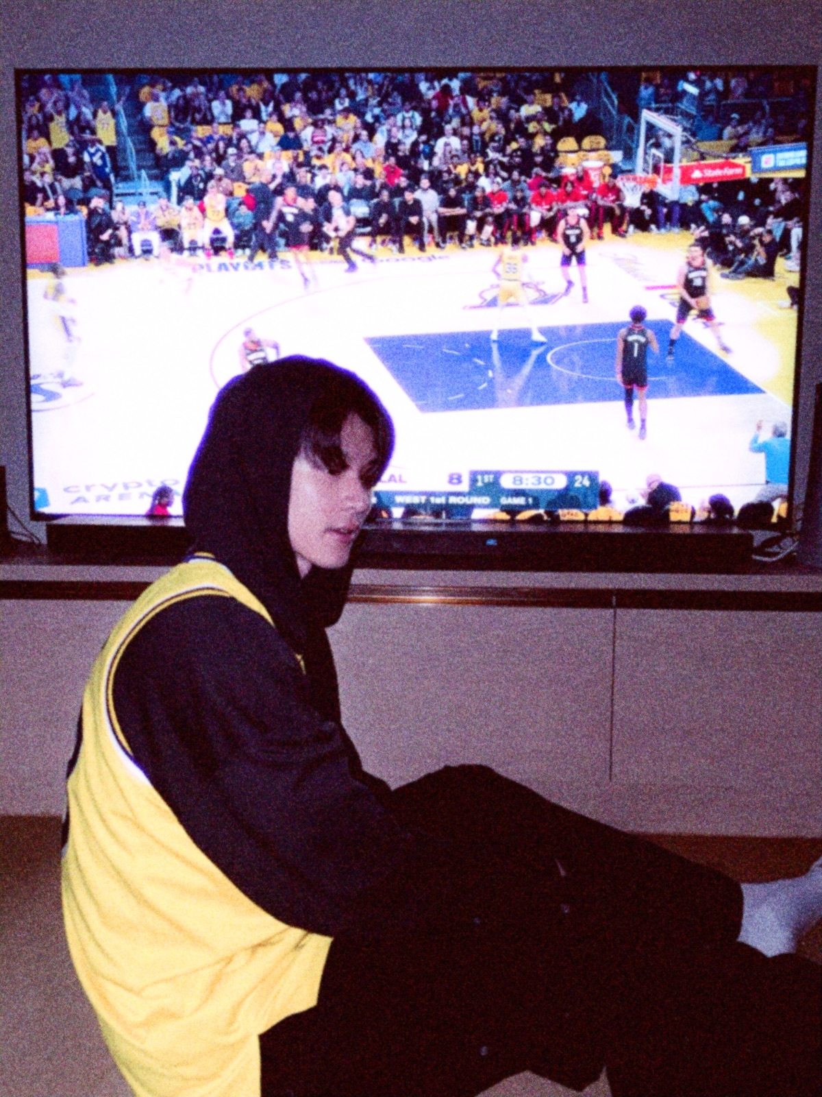 มีน - นิชคุณ ขจรบริรักษ์