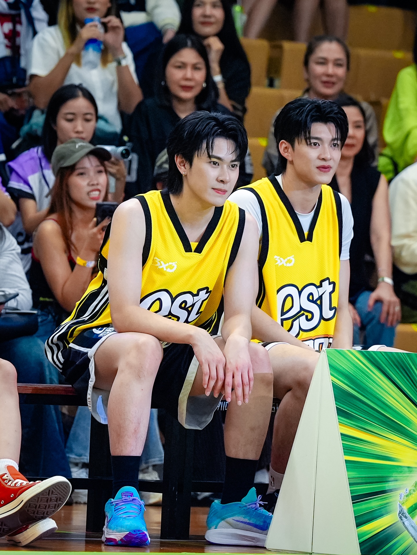 มีน - นิชคุณ ขจรบริรักษ์