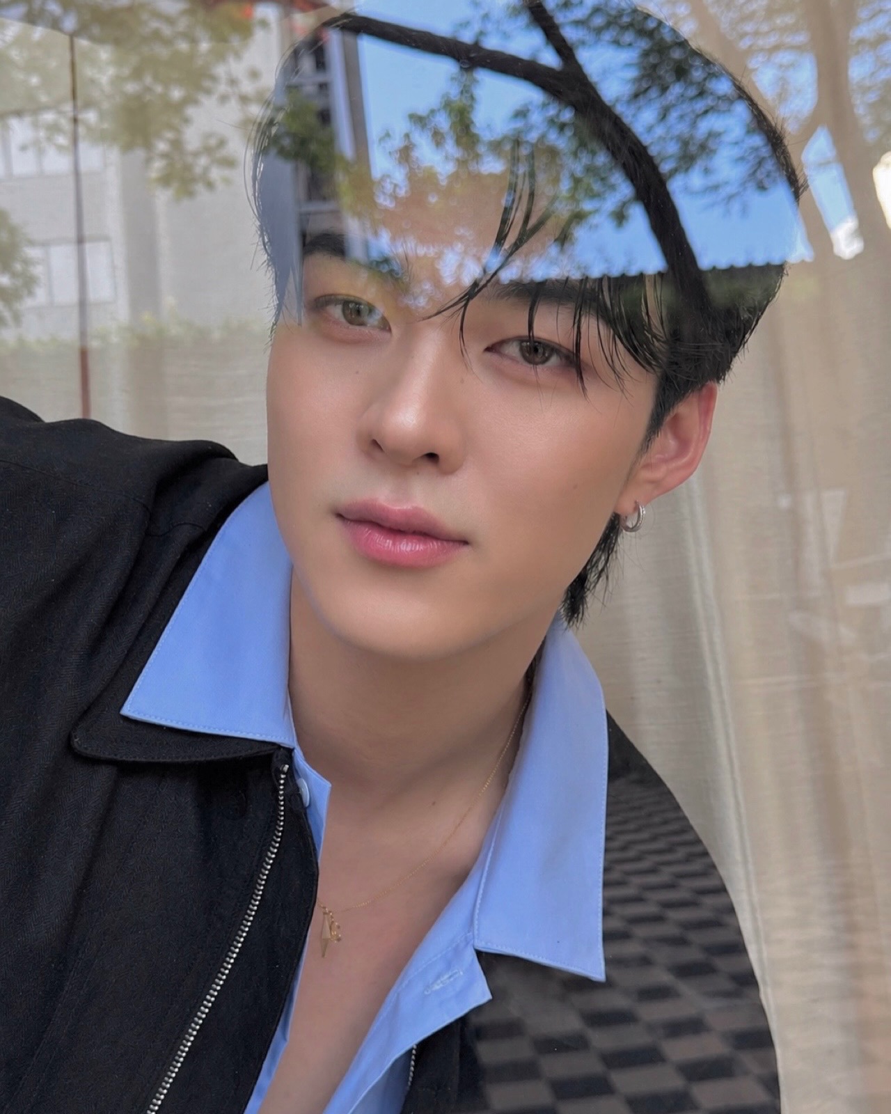 มีน - นิชคุณ ขจรบริรักษ์