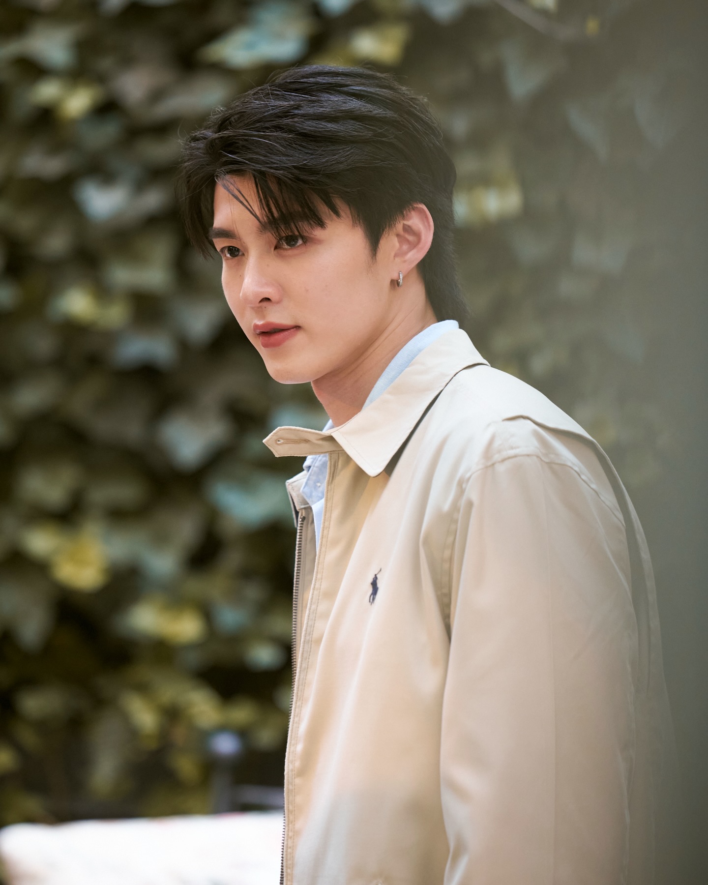 มีน - นิชคุณ ขจรบริรักษ์