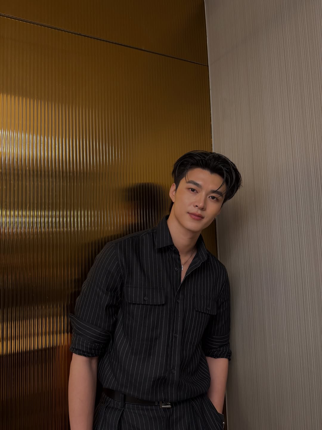 มีน - นิชคุณ ขจรบริรักษ์