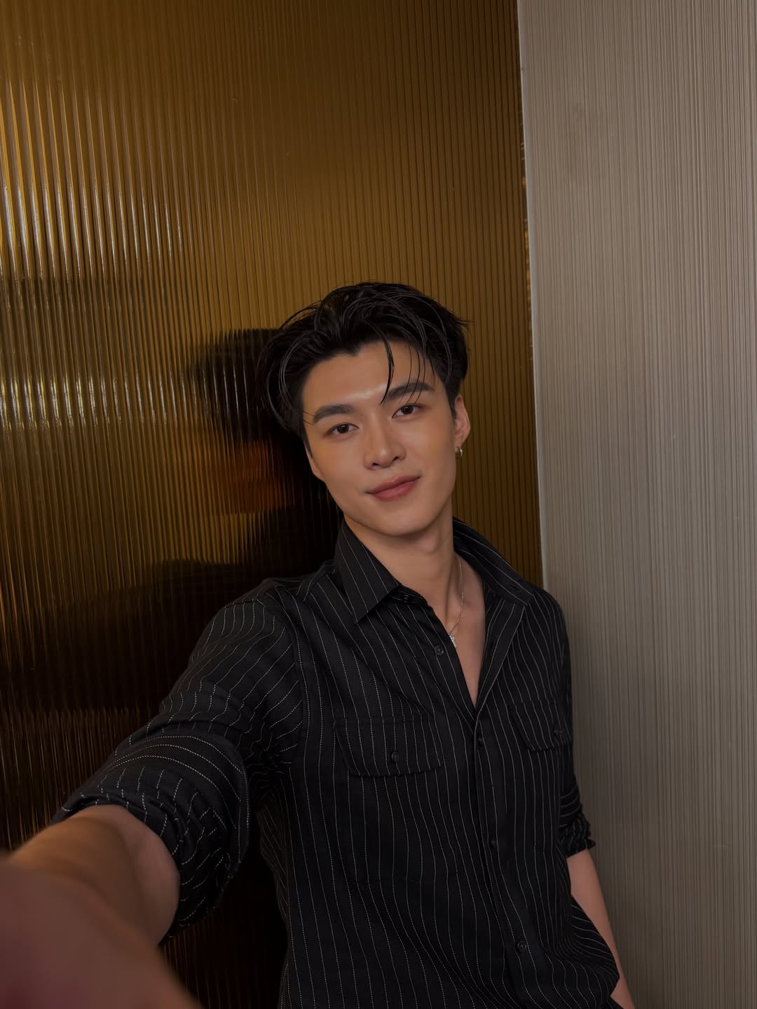 มีน - นิชคุณ ขจรบริรักษ์