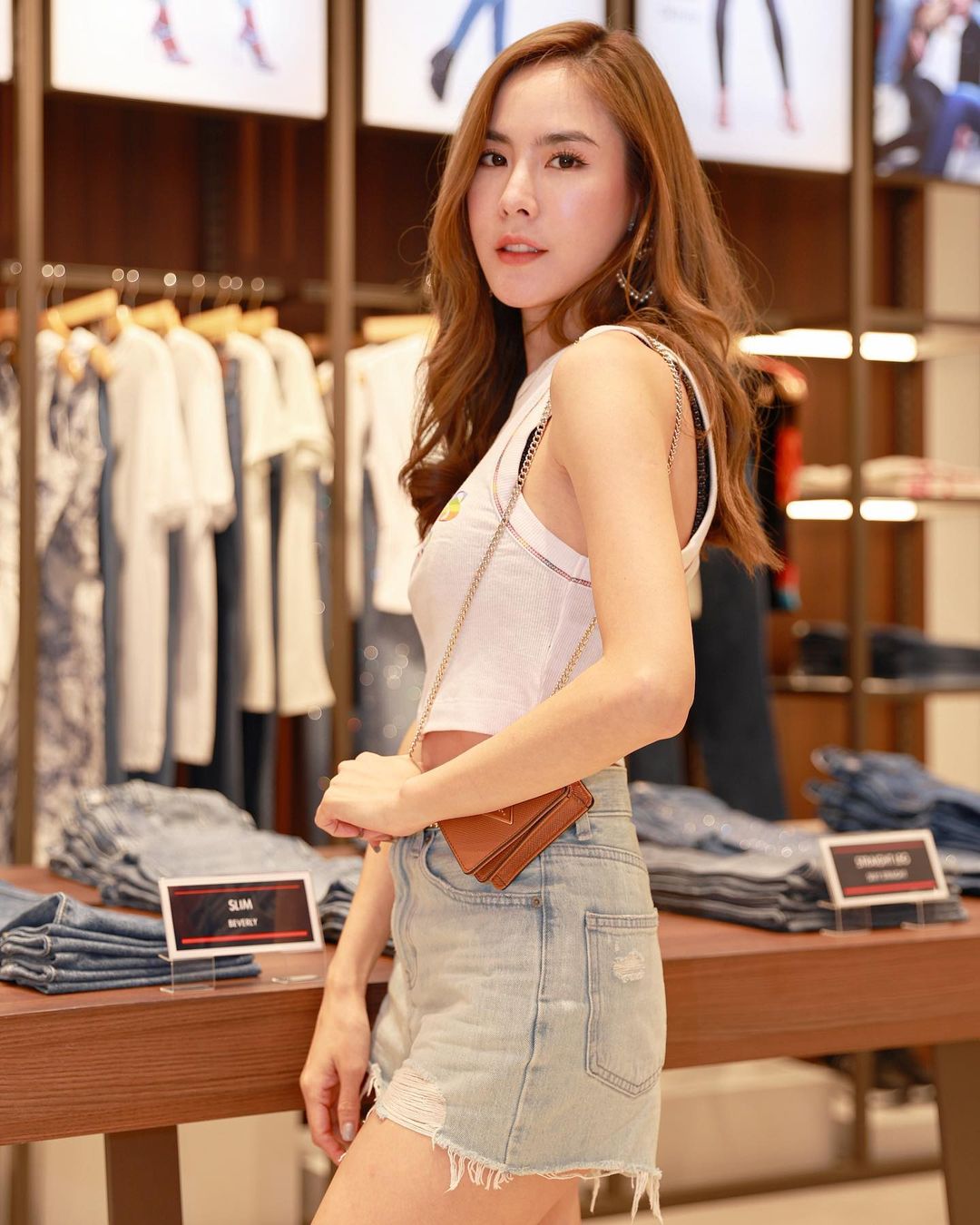 พีค - ภัทรศยา เครือสุวรรณศิริ