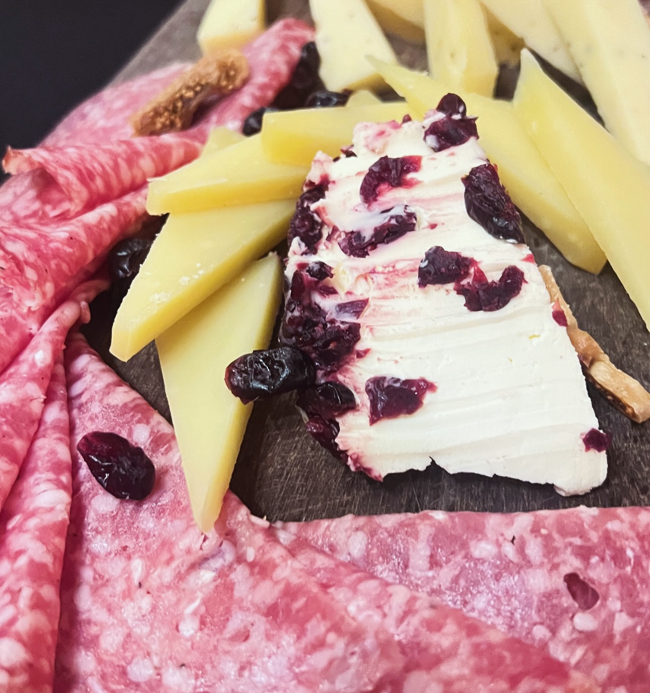 พีค - ภัทรศยา เครือสุวรรณศิริ