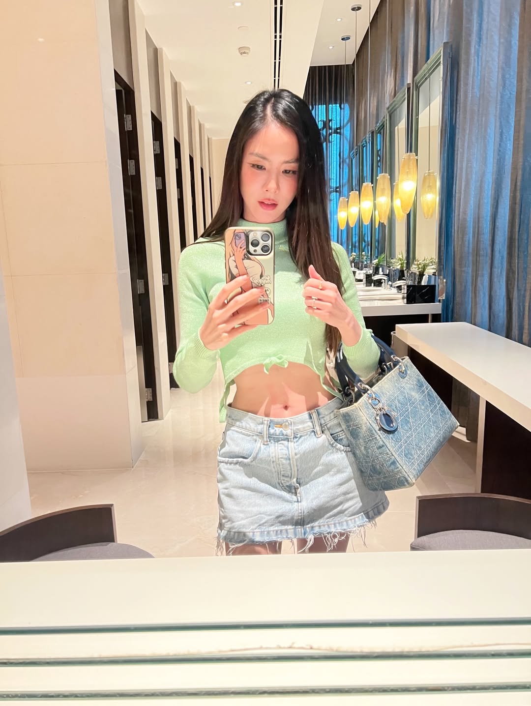 พีค - ภัทรศยา เครือสุวรรณศิริ