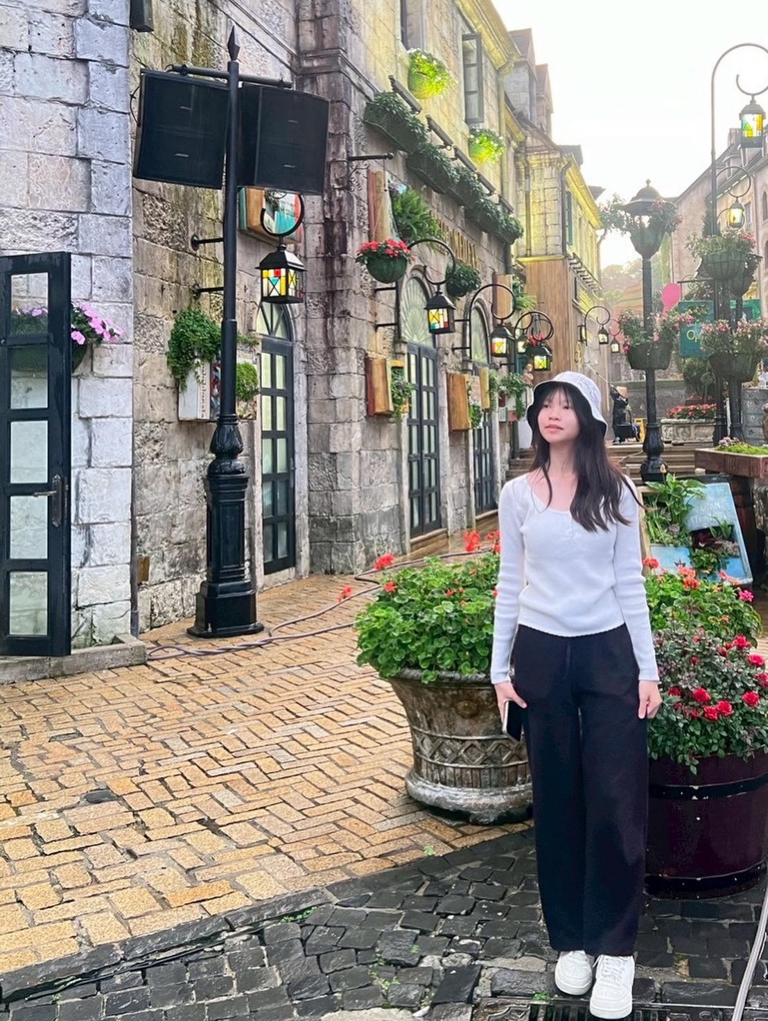 พีค - ภัทรศยา เครือสุวรรณศิริ