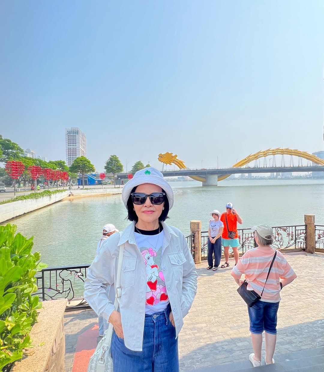 พีค - ภัทรศยา เครือสุวรรณศิริ