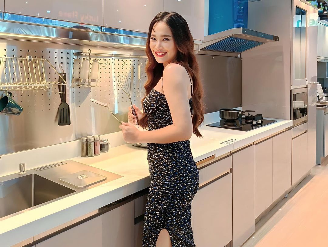 โบวี่ - อัฐมา ชีวนิชพันธ์