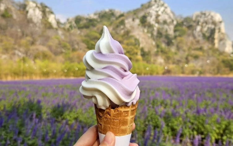 โบวี่ - อัฐมา ชีวนิชพันธ์