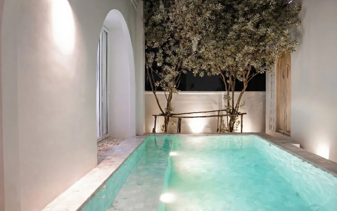 โบวี่ - อัฐมา ชีวนิชพันธ์