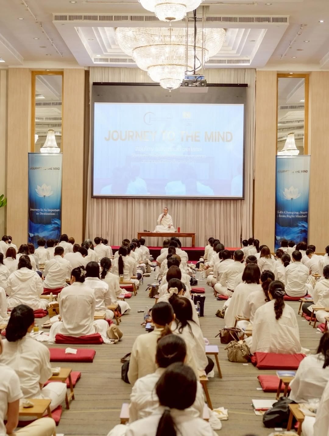 โบวี่ - อัฐมา ชีวนิชพันธ์