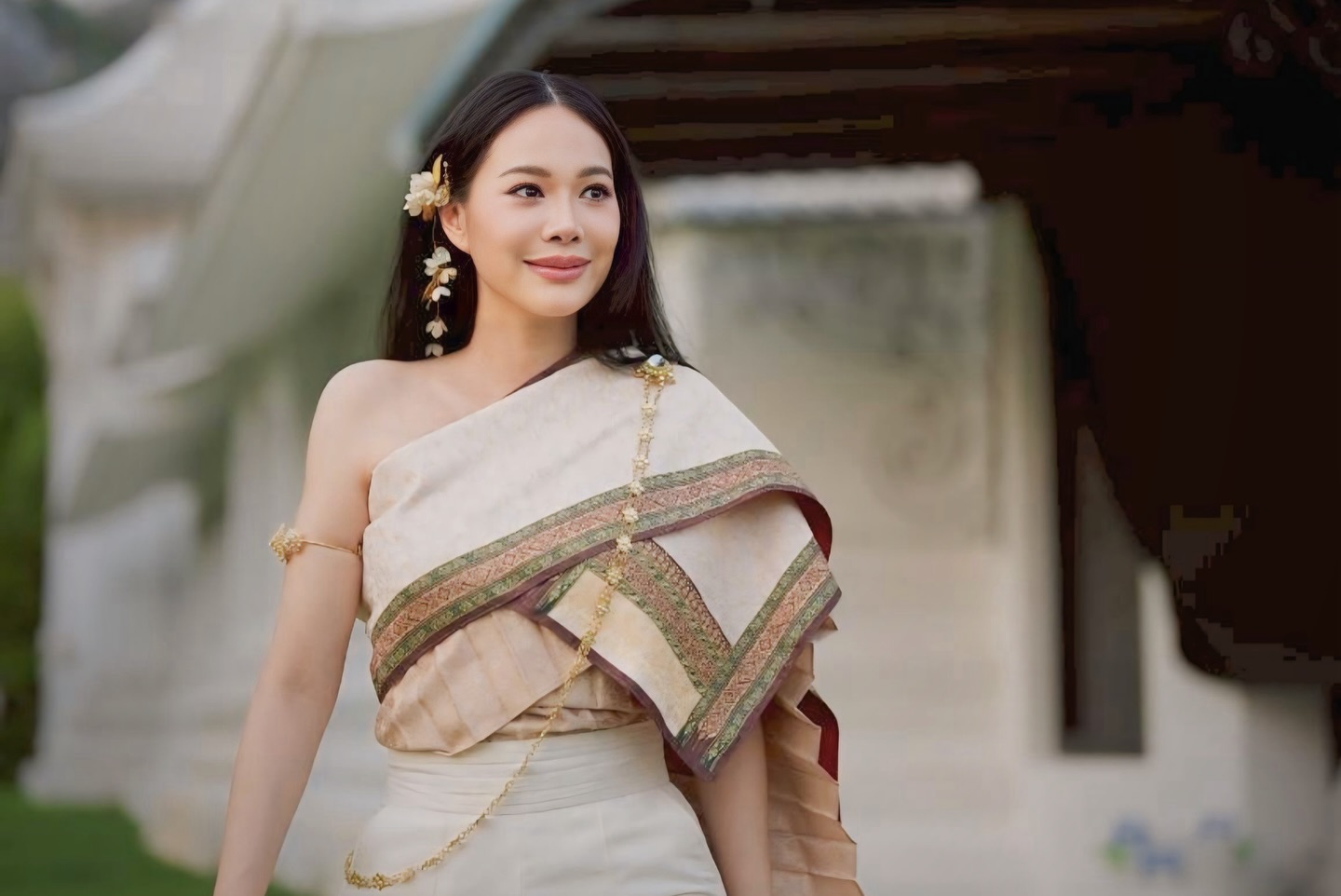 โบวี่ - อัฐมา ชีวนิชพันธ์