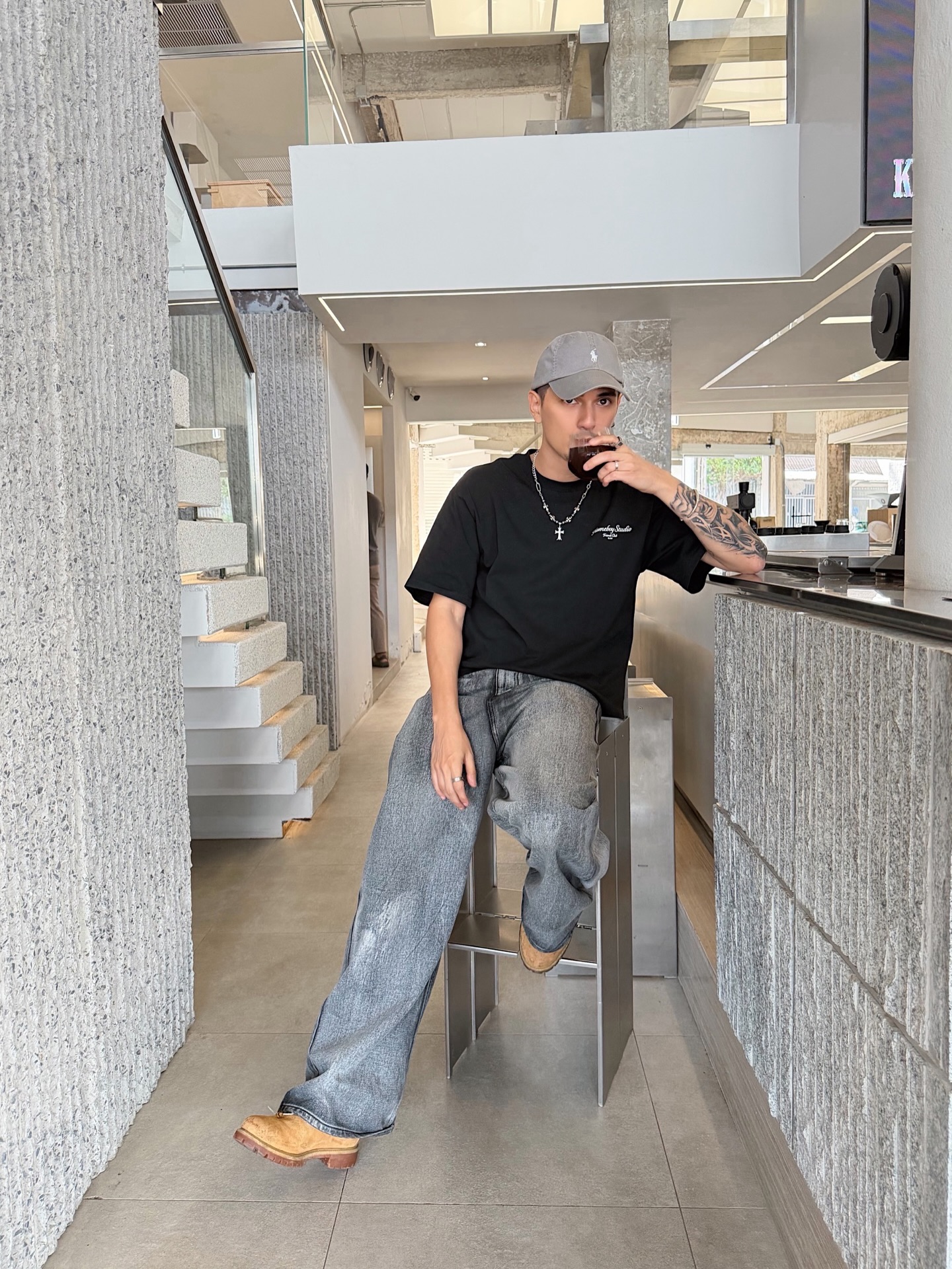 ชิน - ชินวุฒ อินทรคูสิน