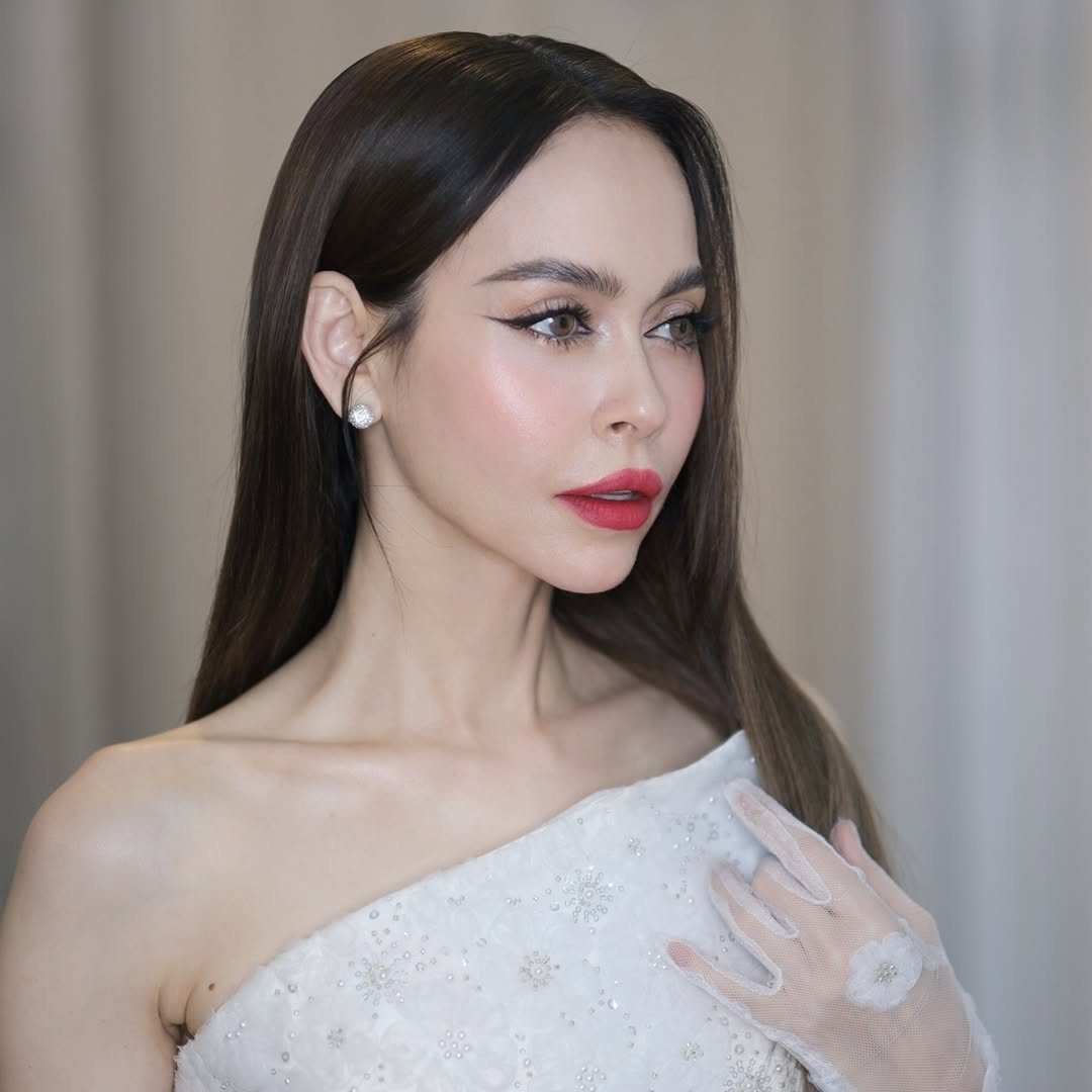 นัท - มีเรีย เบนเนเดดตี้