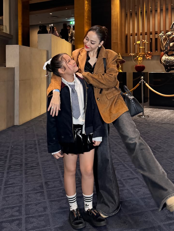 นัท - มีเรีย เบนเนเดดตี้