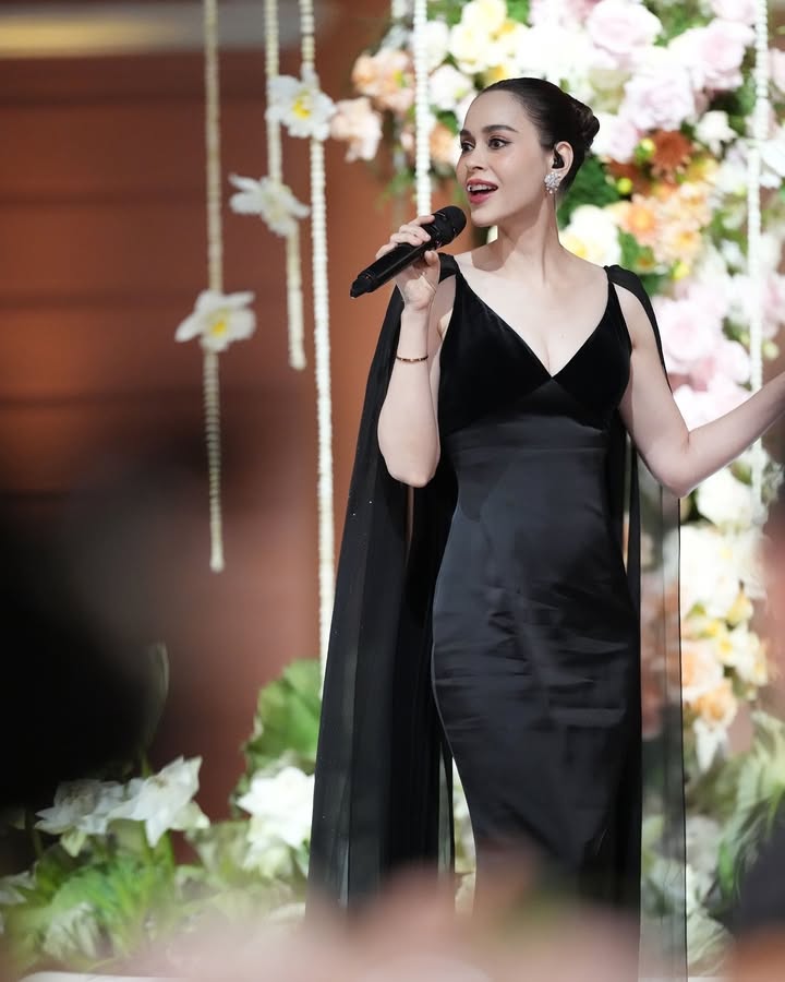 นัท - มีเรีย เบนเนเดดตี้