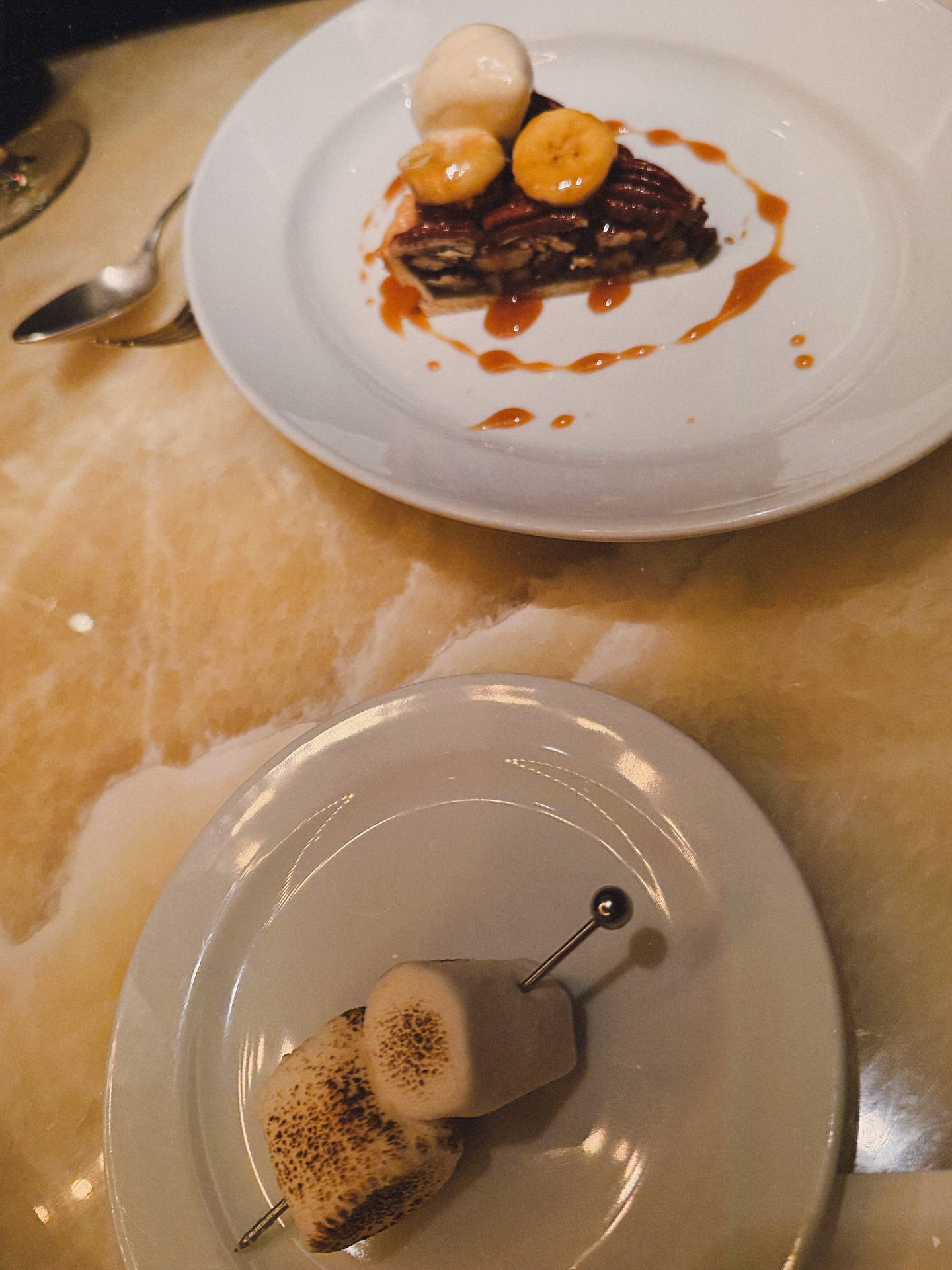 นัท - มีเรีย เบนเนเดดตี้