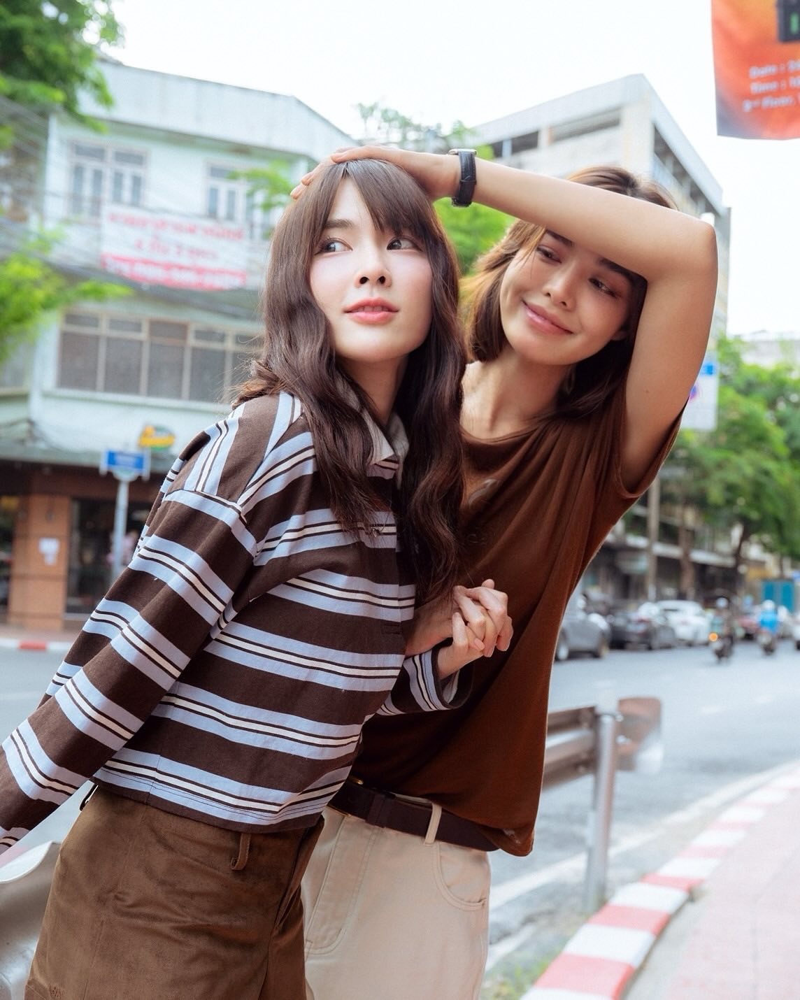 ออม - ปุณยวีร์ จึงเจริญ