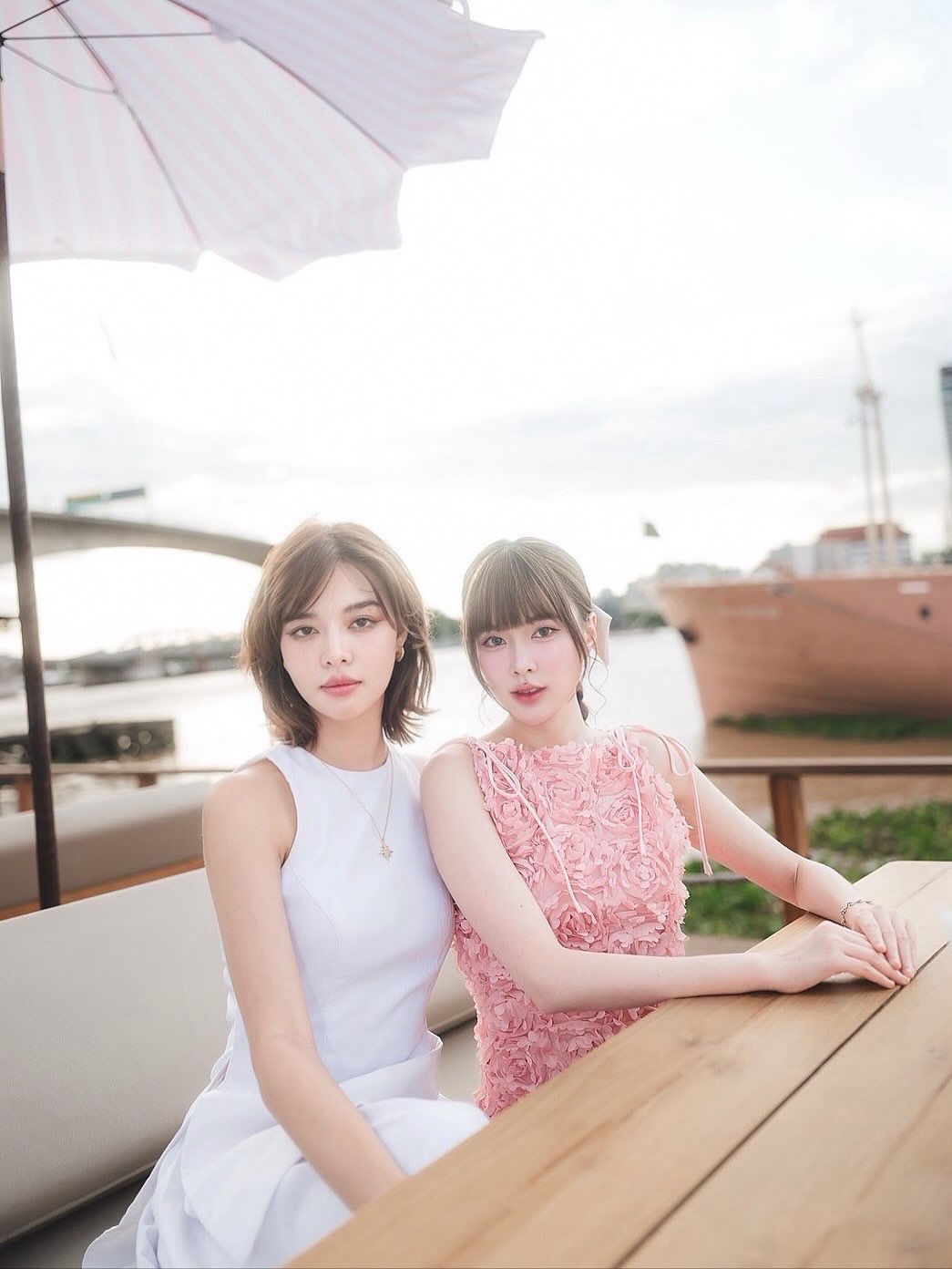 ออม - ปุณยวีร์ จึงเจริญ