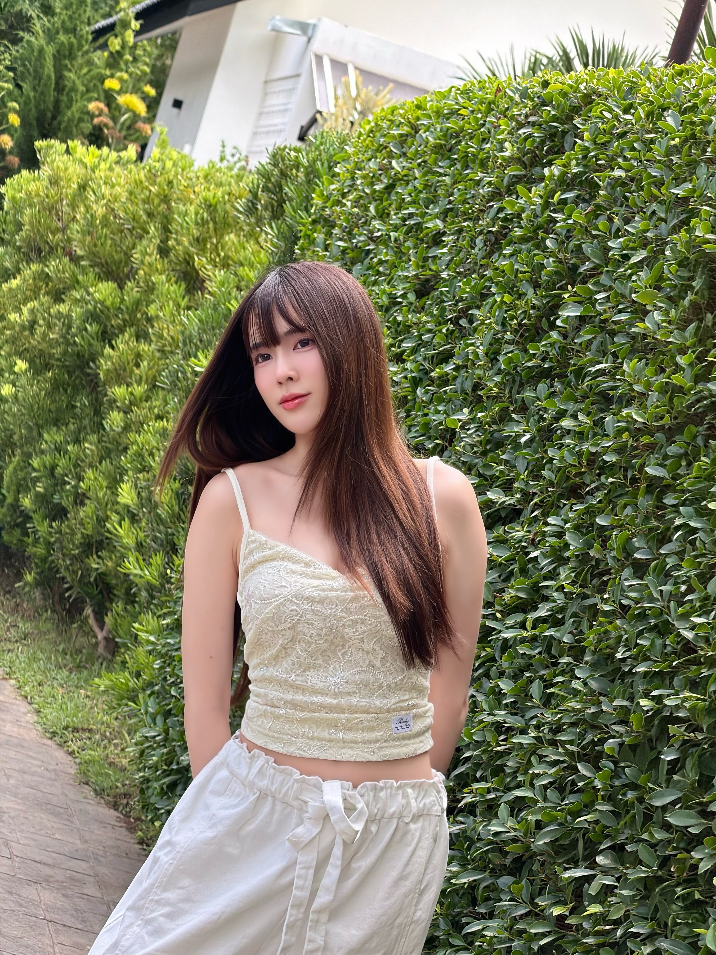 ออม - ปุณยวีร์ จึงเจริญ