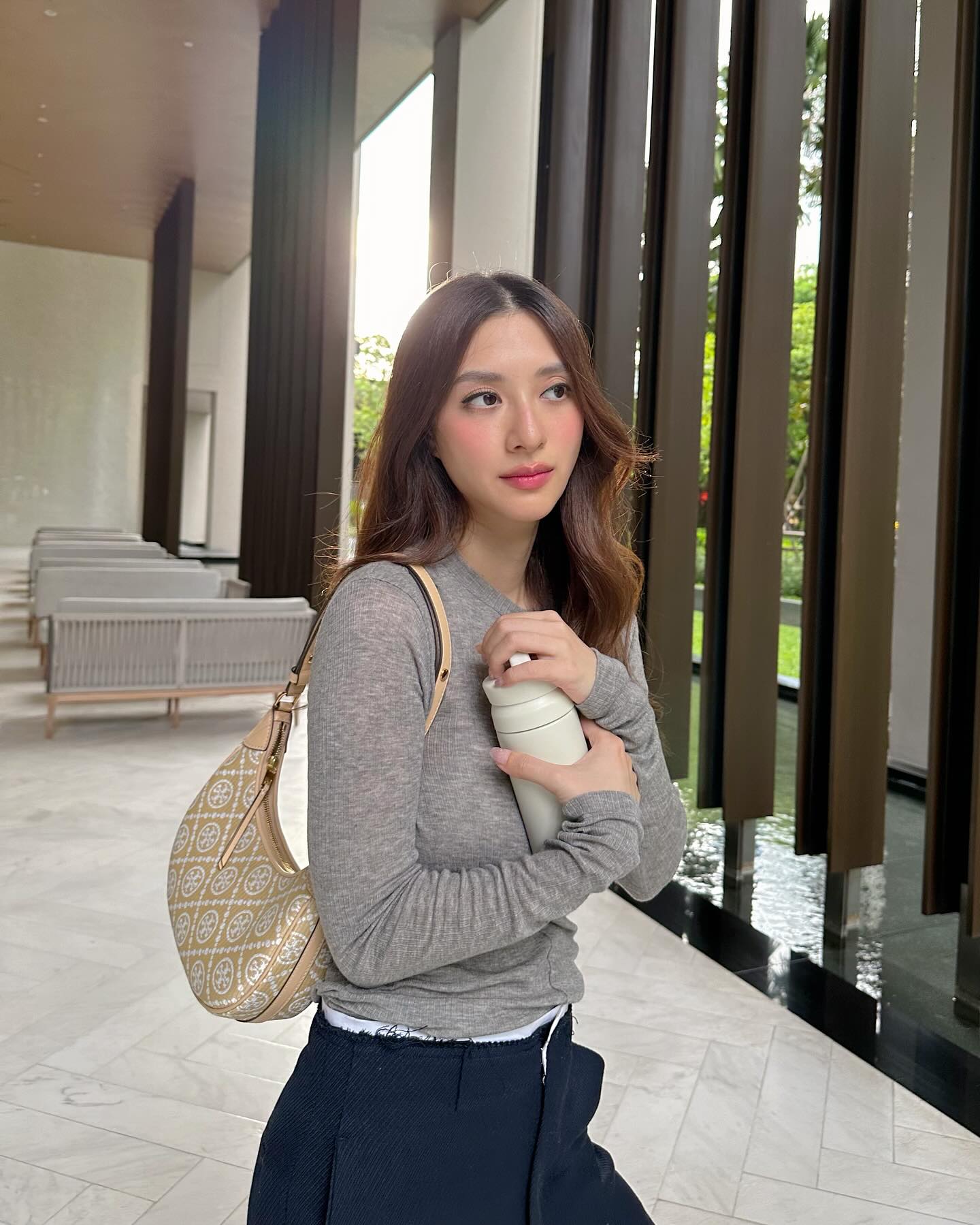 มิว - นิษฐา จิรยั่งยืน
