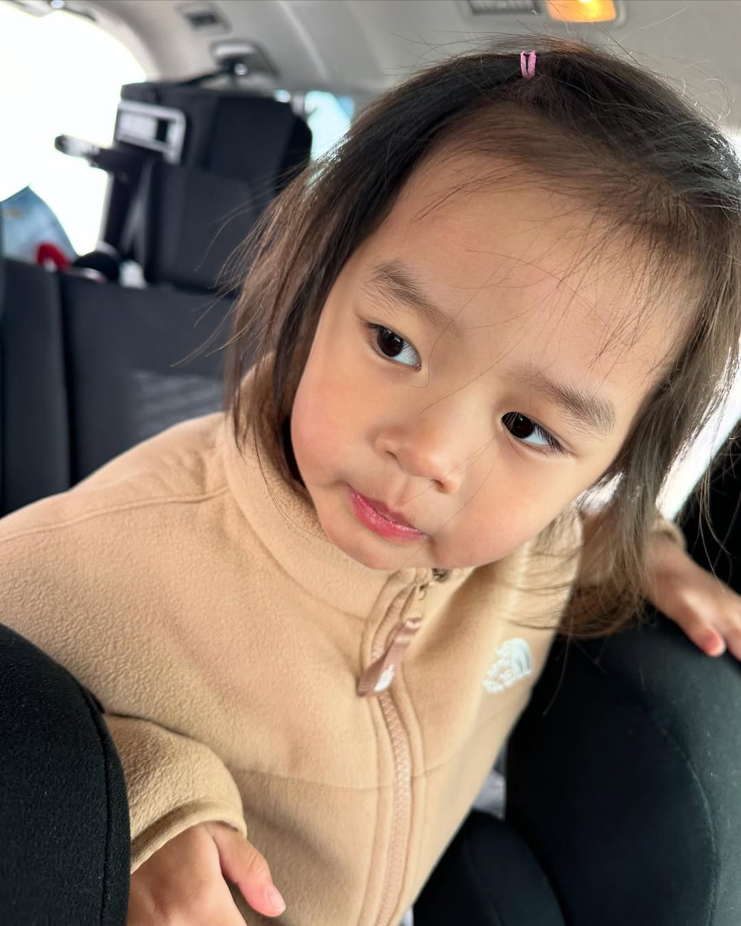 มิว - นิษฐา จิรยั่งยืน