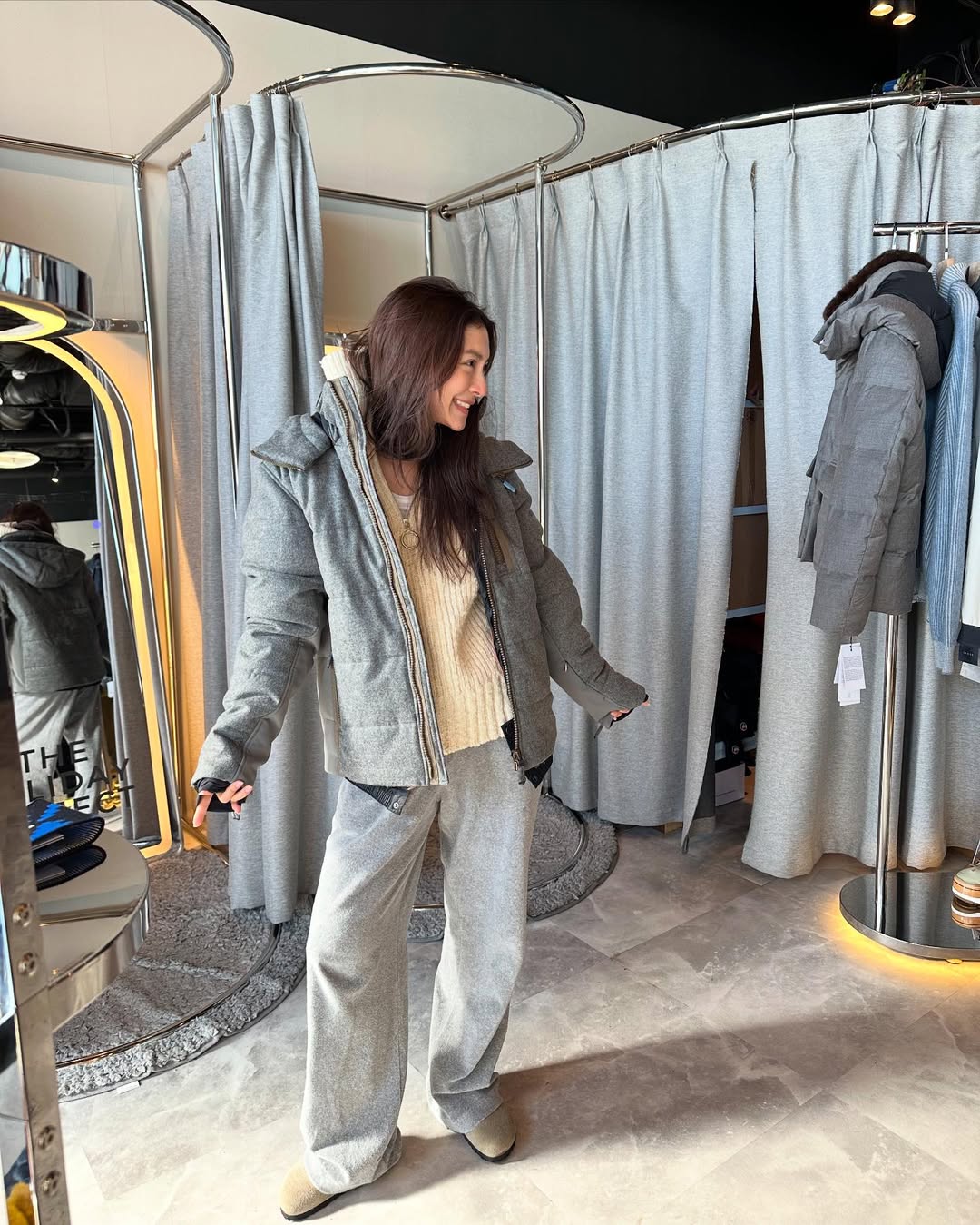 มิว - นิษฐา จิรยั่งยืน