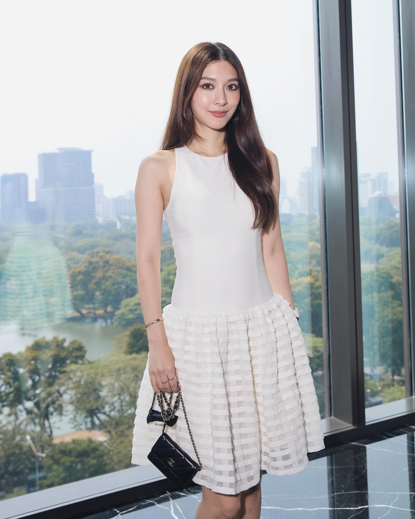 มิว - นิษฐา จิรยั่งยืน