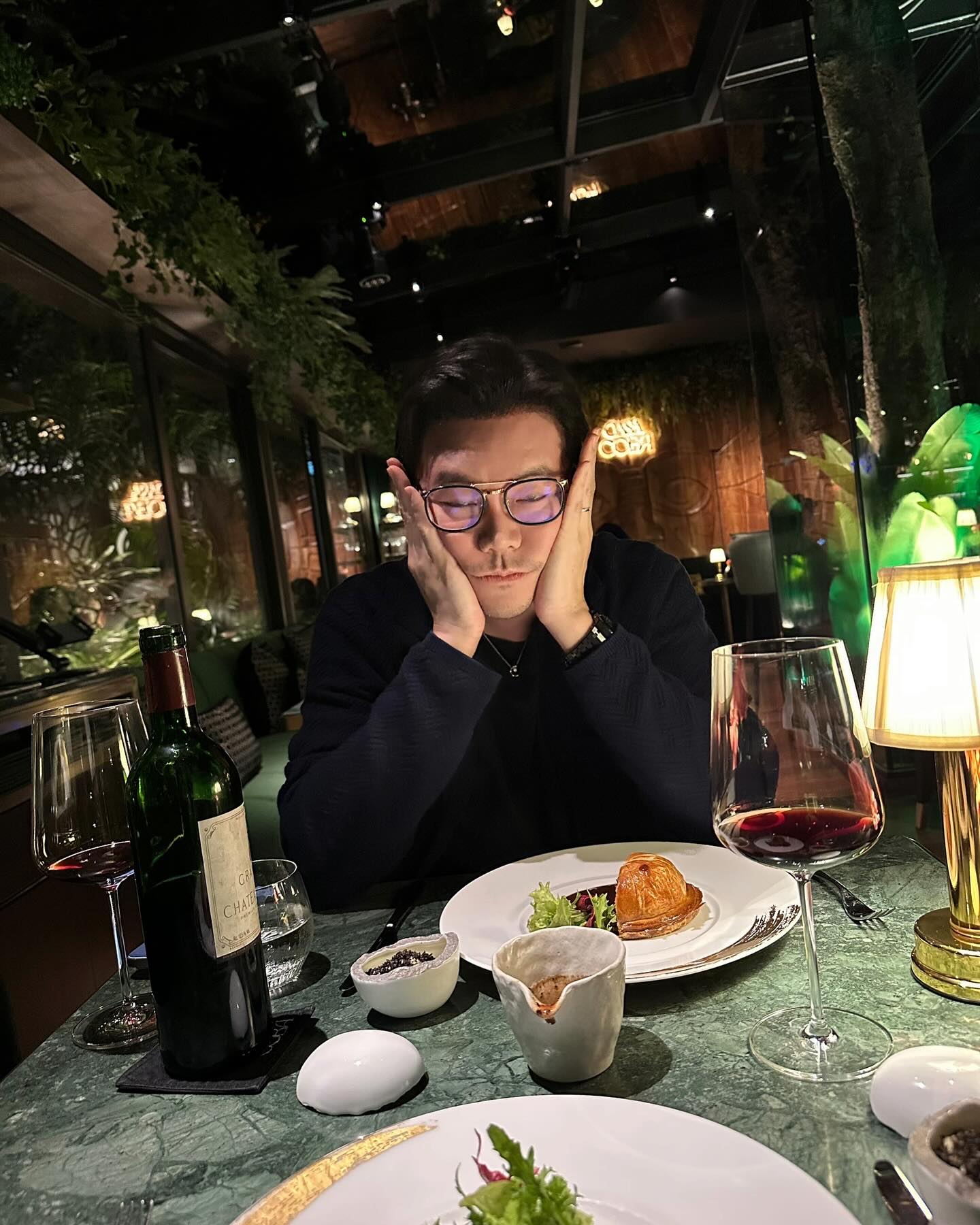 มิว - นิษฐา จิรยั่งยืน