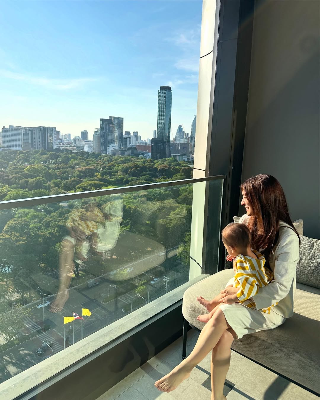 มิว - นิษฐา จิรยั่งยืน