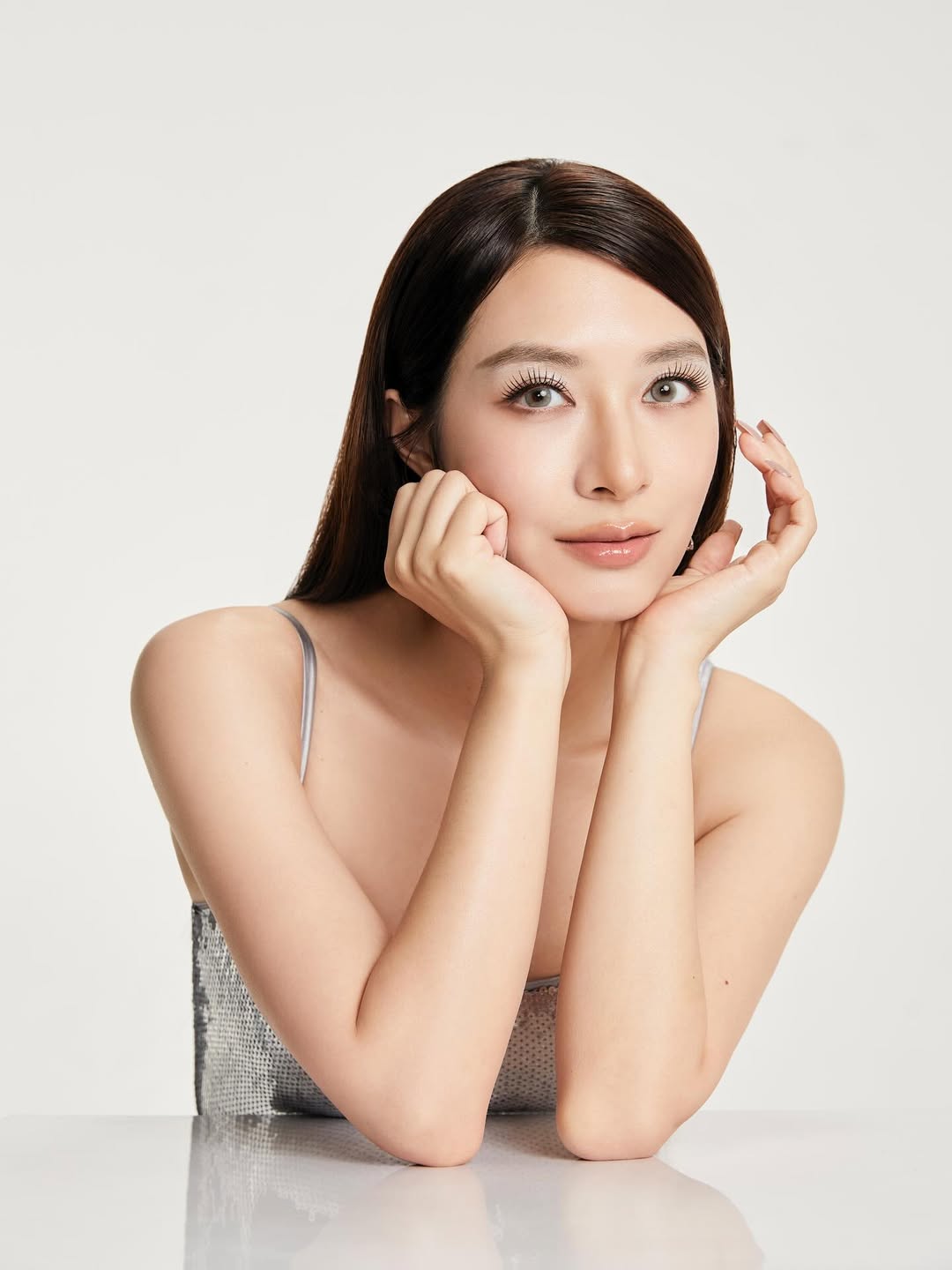 มิว - นิษฐา จิรยั่งยืน