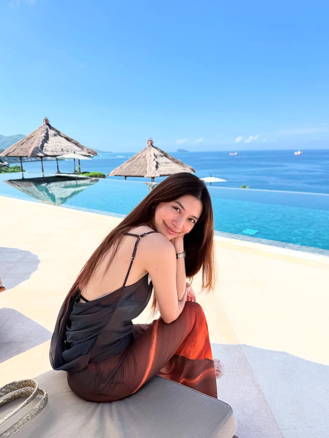 มิว - นิษฐา จิรยั่งยืน