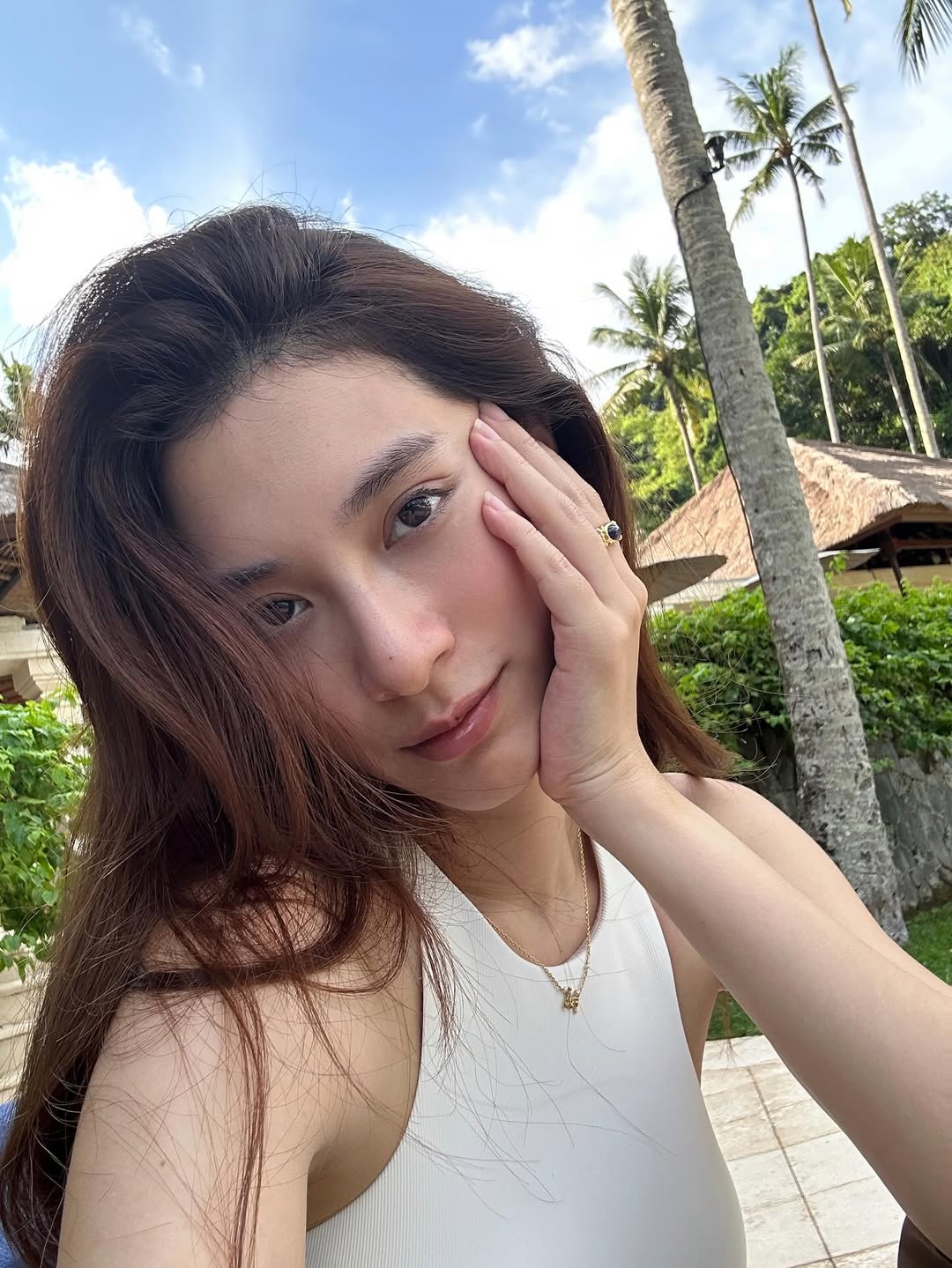 มิว - นิษฐา จิรยั่งยืน