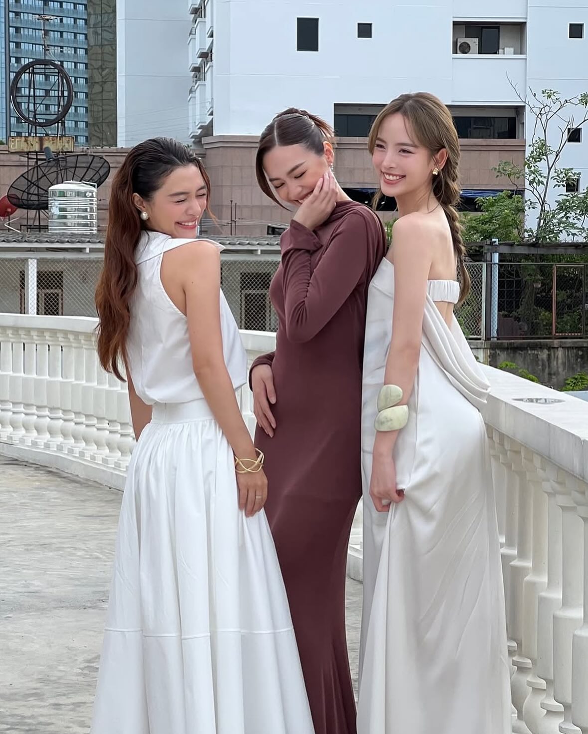 มิว - นิษฐา จิรยั่งยืน