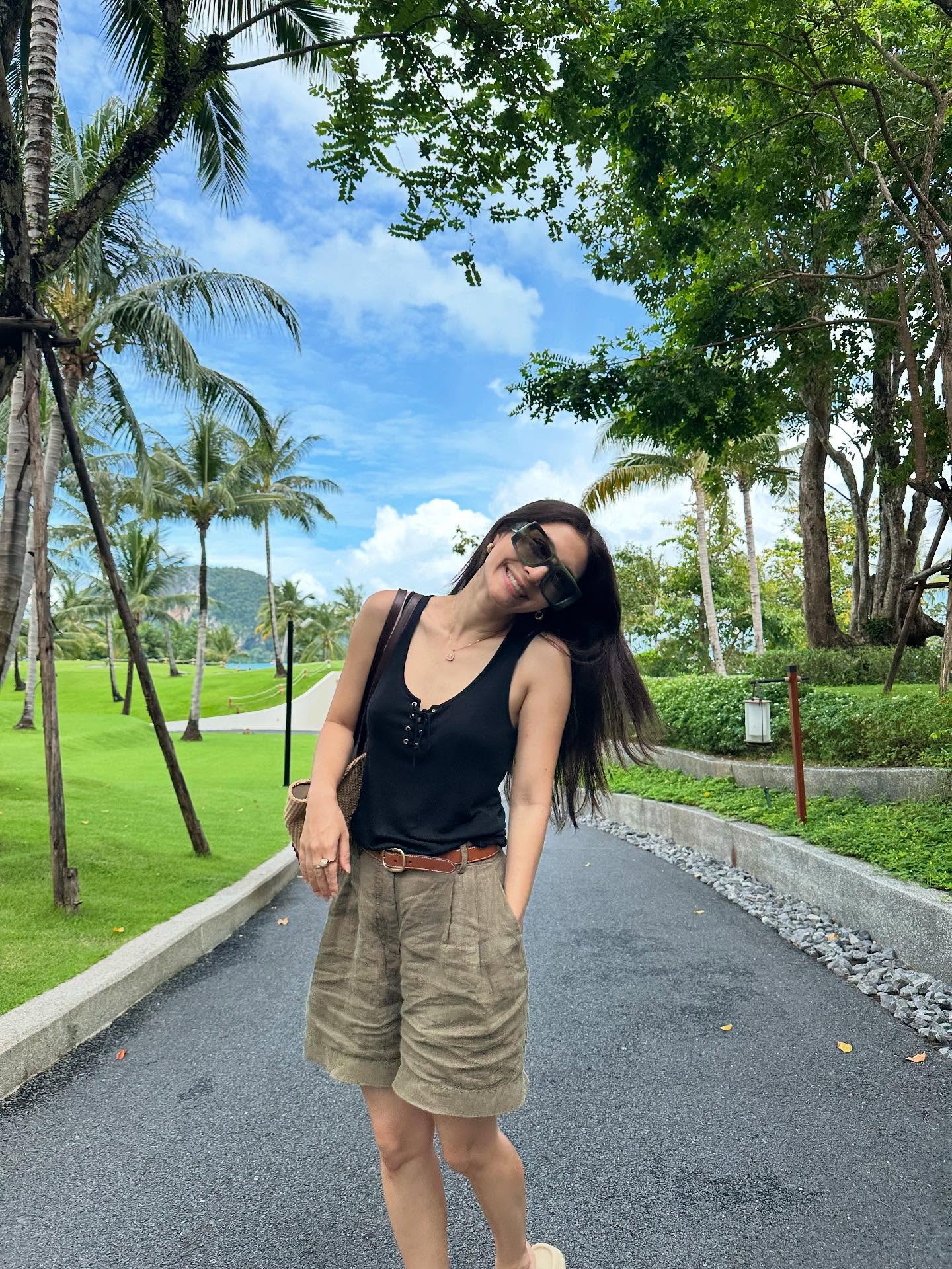 มิว - นิษฐา จิรยั่งยืน