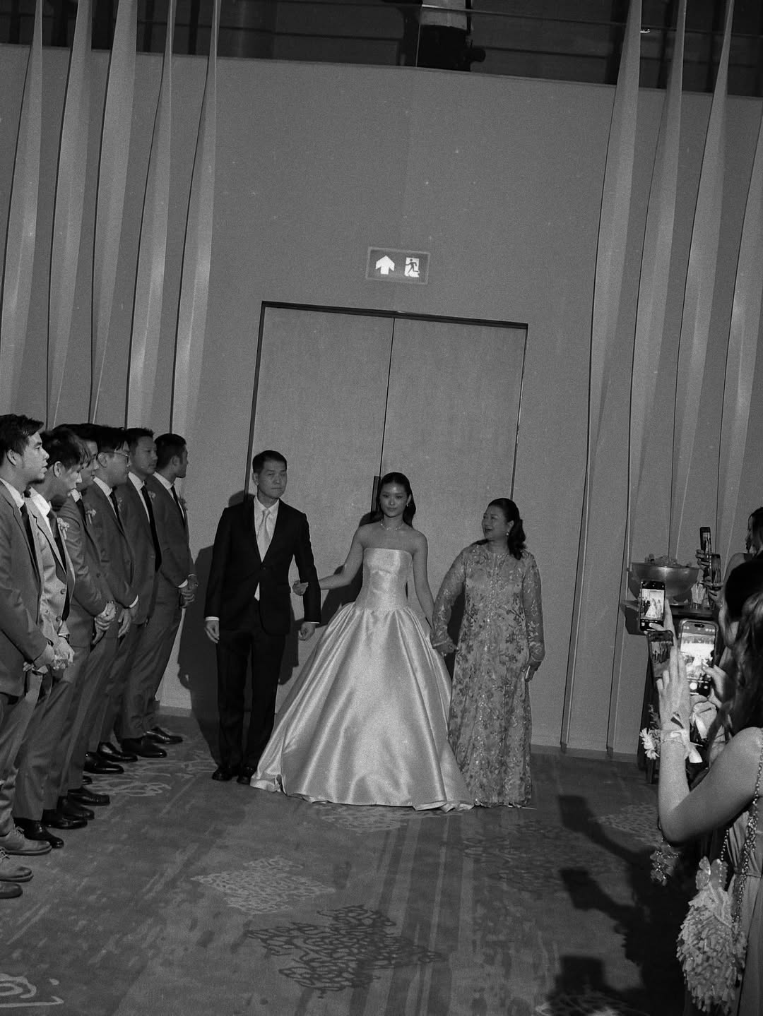 มิว - นิษฐา จิรยั่งยืน
