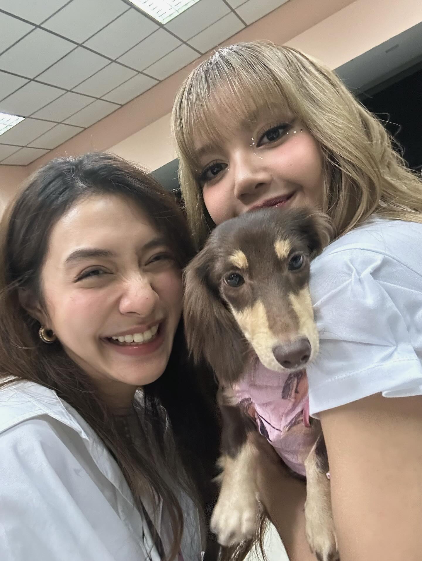 มิว - นิษฐา จิรยั่งยืน