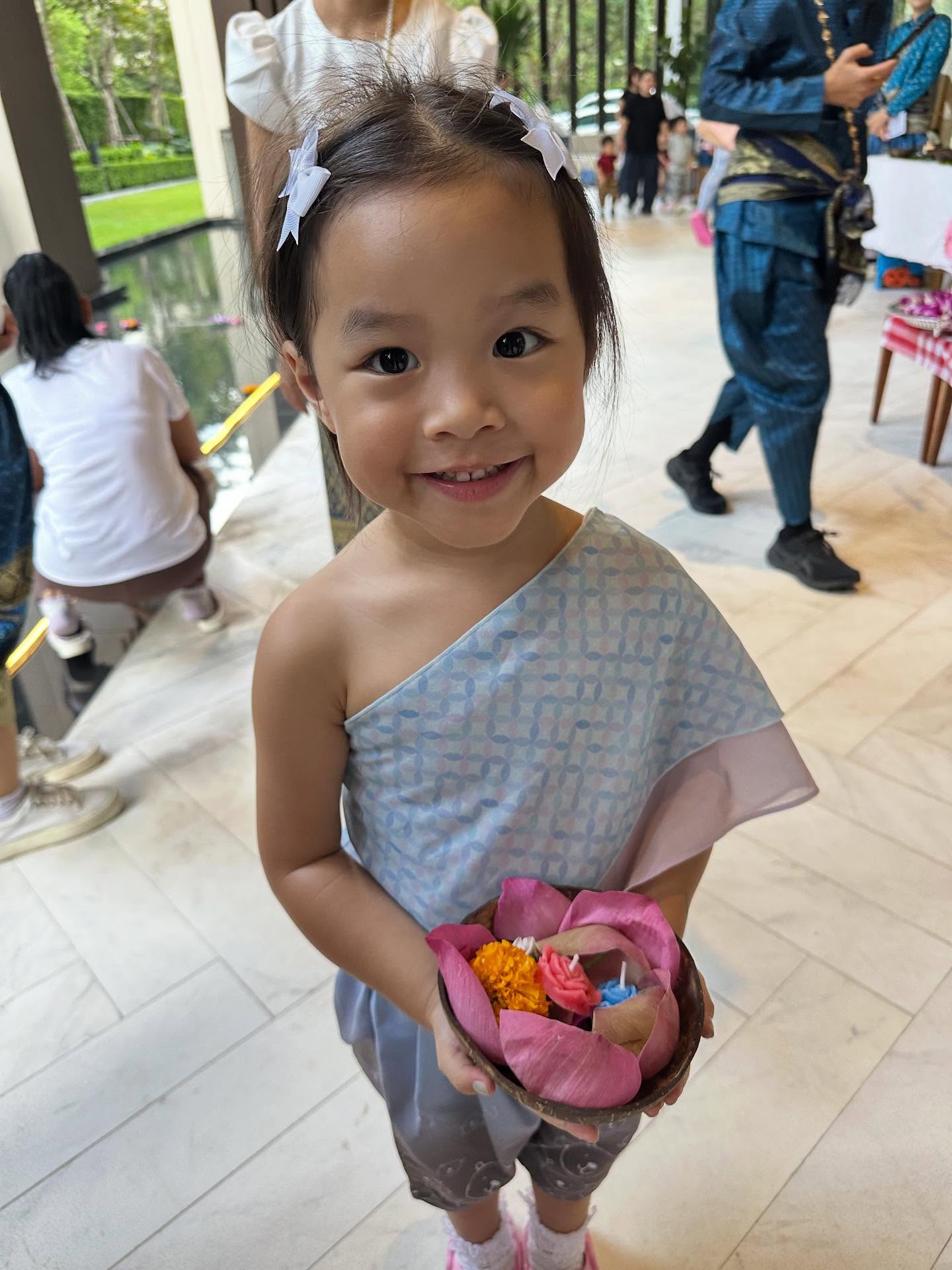 มิว - นิษฐา จิรยั่งยืน