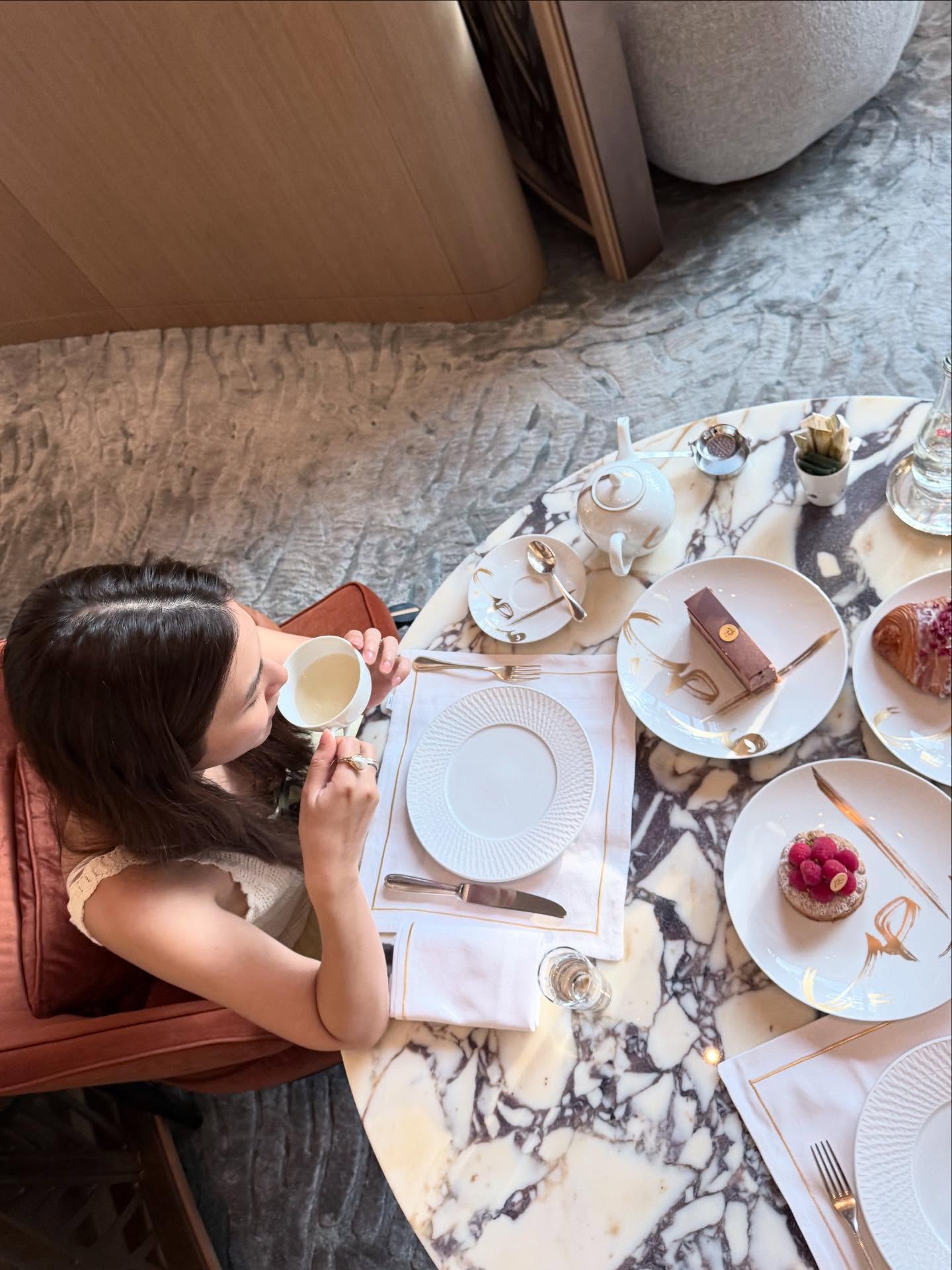 มิว - นิษฐา จิรยั่งยืน