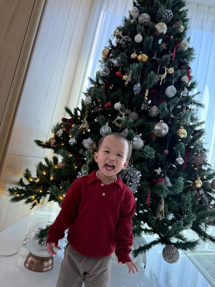 มิว - นิษฐา จิรยั่งยืน