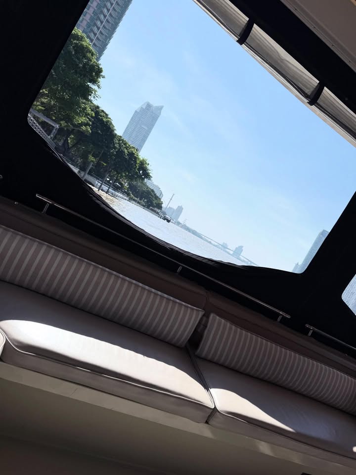 มิว - นิษฐา จิรยั่งยืน