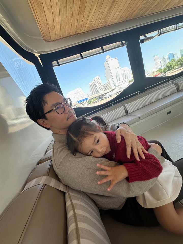 มิว - นิษฐา จิรยั่งยืน