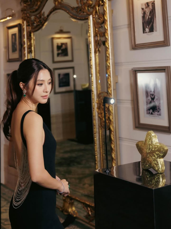 มิว - นิษฐา จิรยั่งยืน