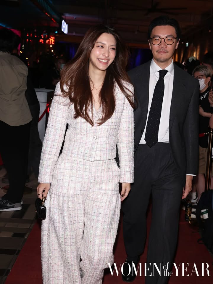 มิว - นิษฐา จิรยั่งยืน