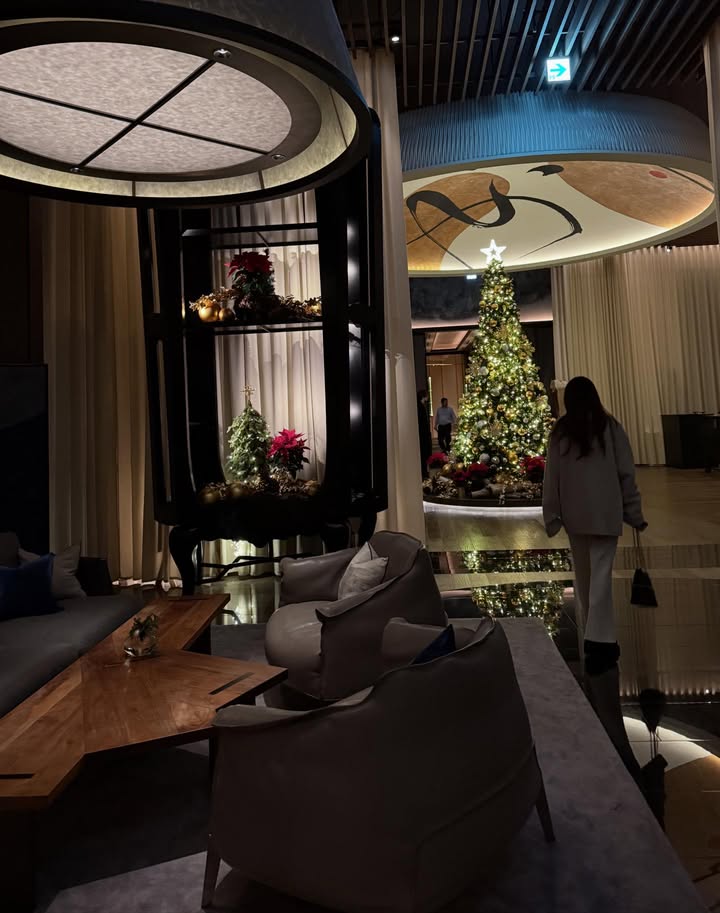 มิว - นิษฐา จิรยั่งยืน