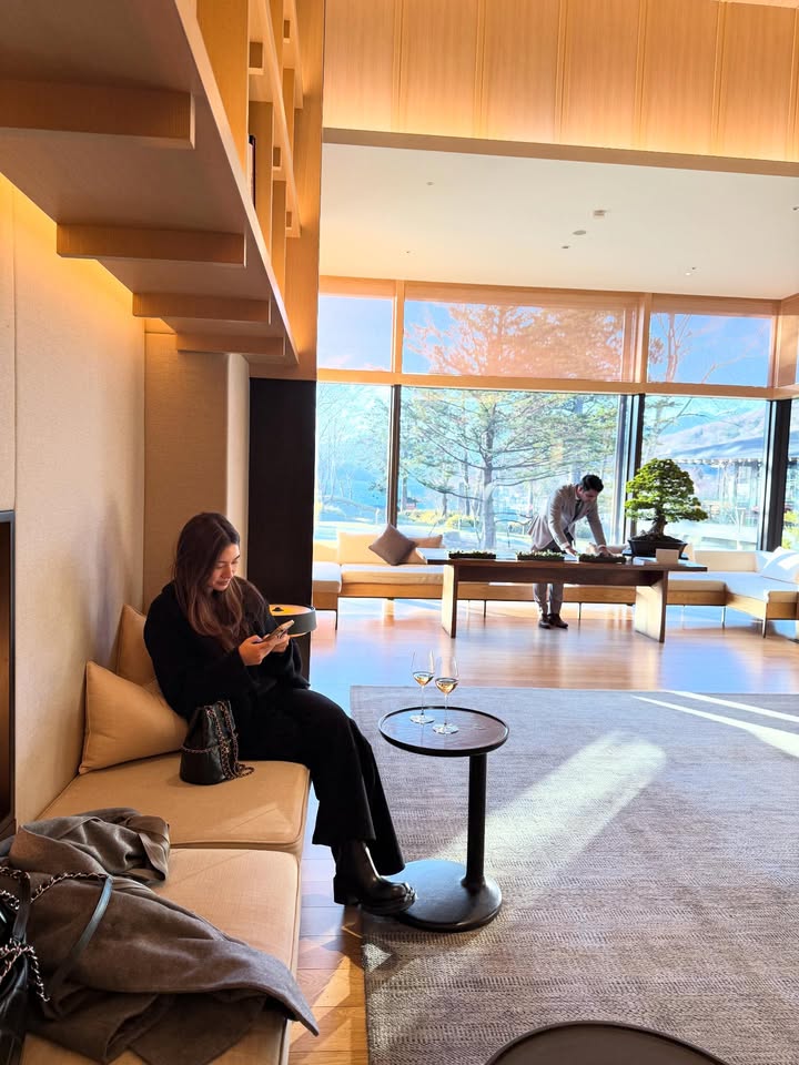 มิว - นิษฐา จิรยั่งยืน